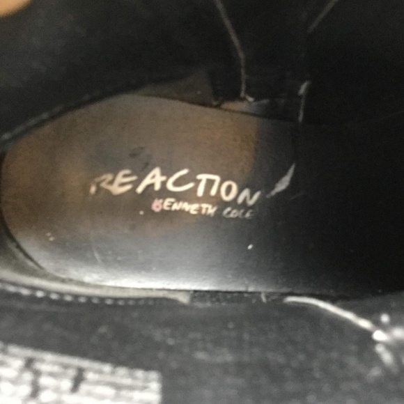 Kenneth Cole Women's  Booties Sz 7/38 Black - Picture 7 of 8